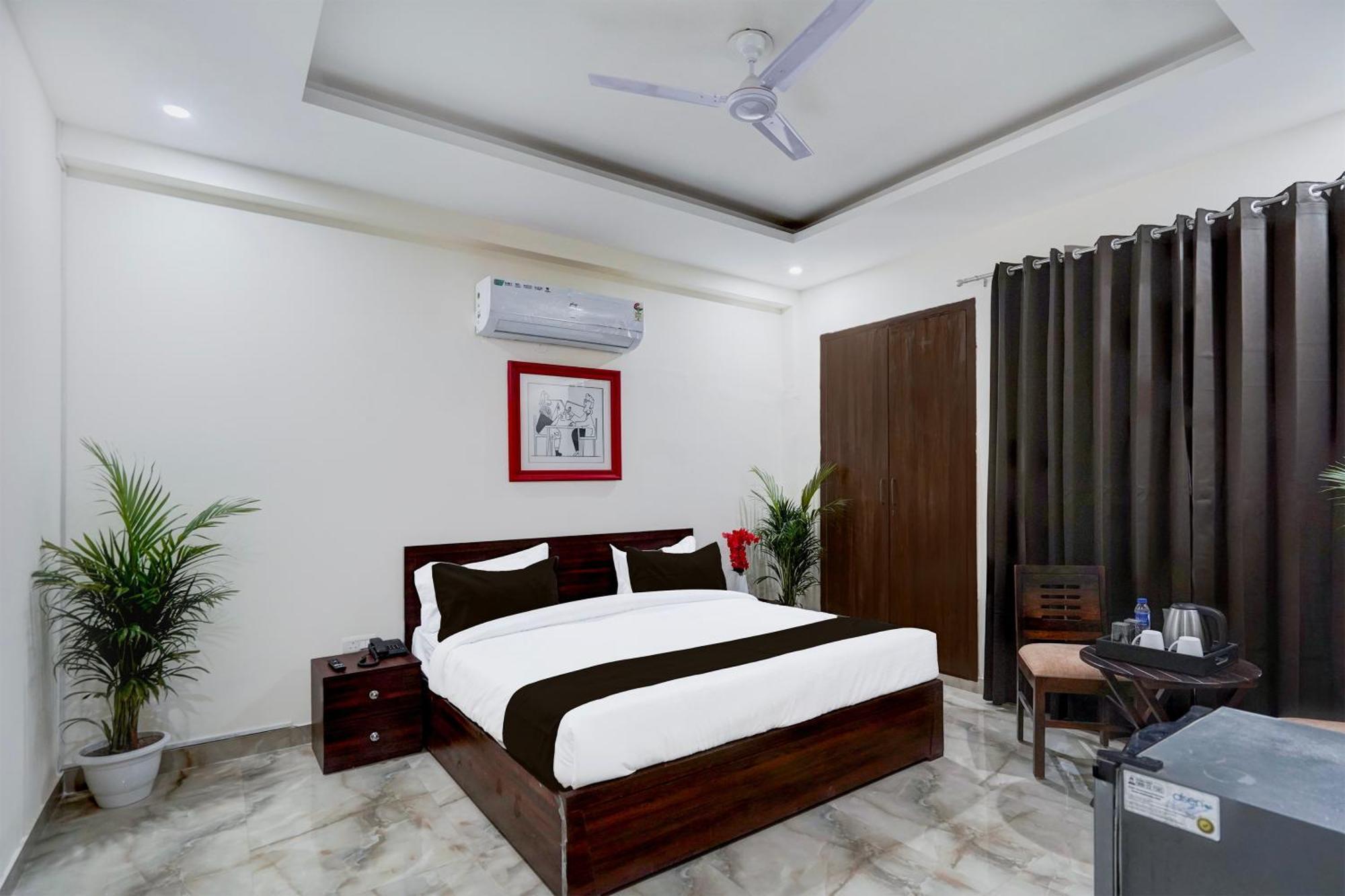 Townhouse Delight Inn 구르가온 외부 사진