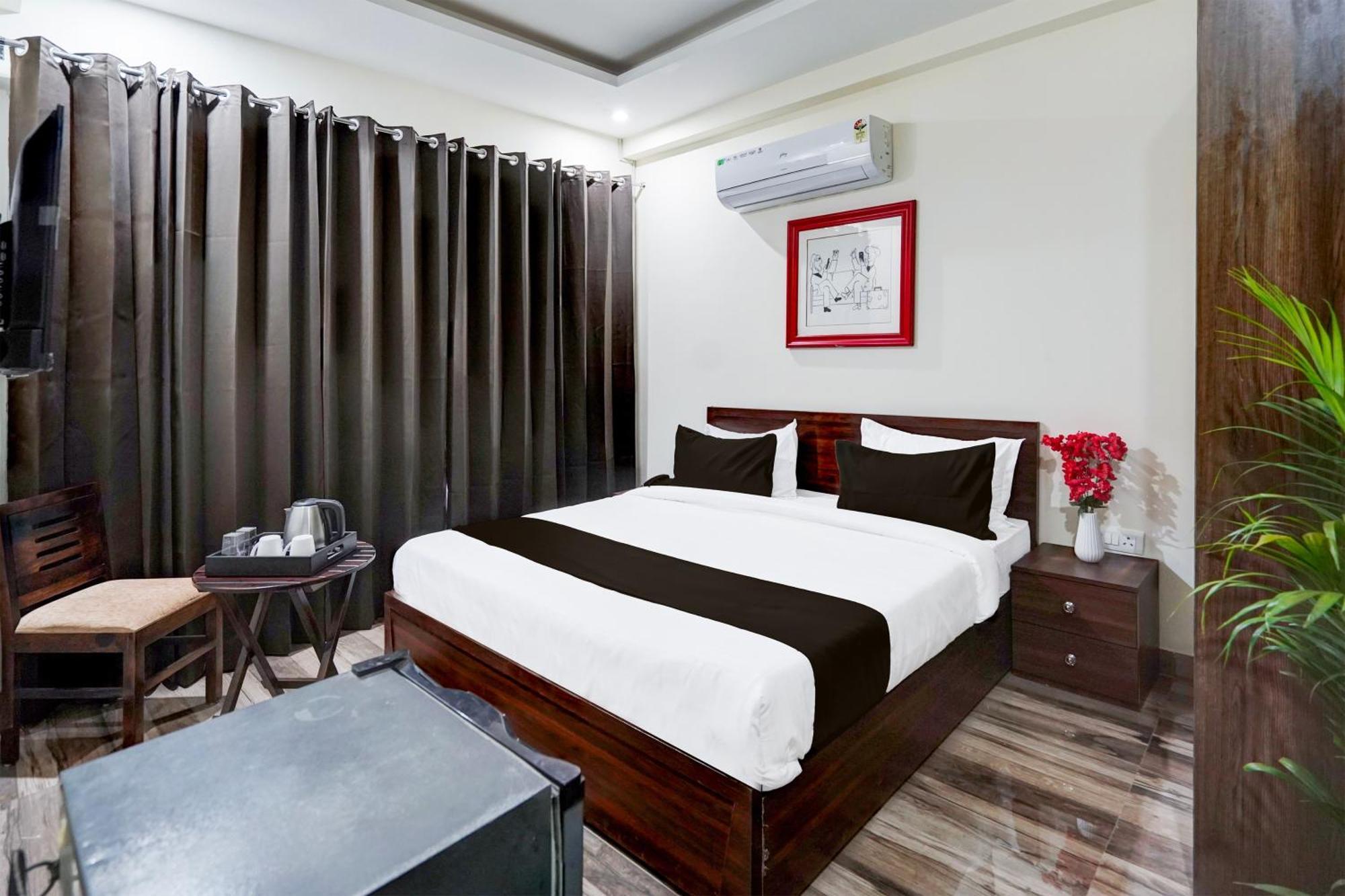 Townhouse Delight Inn 구르가온 외부 사진