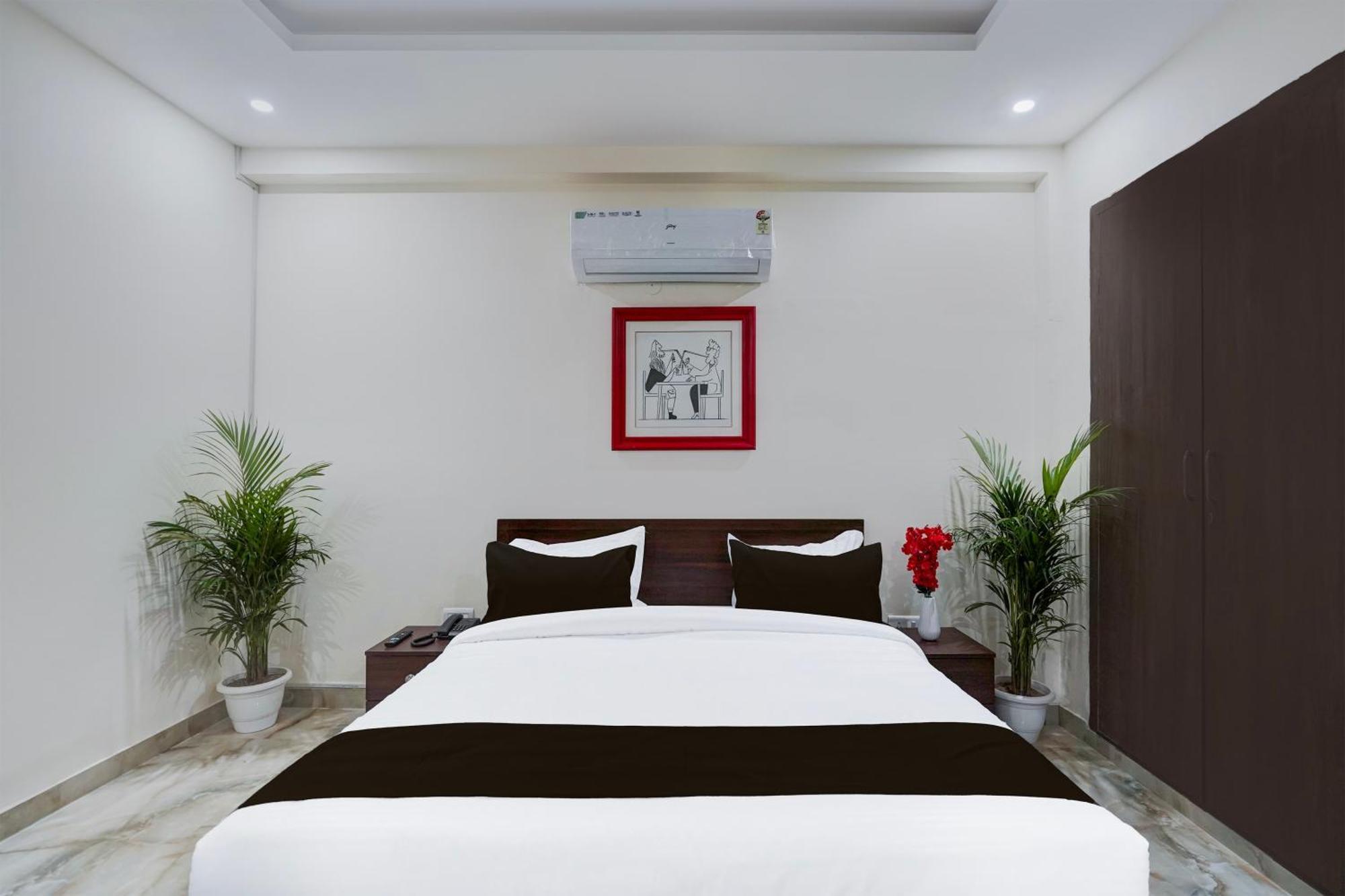 Townhouse Delight Inn 구르가온 외부 사진
