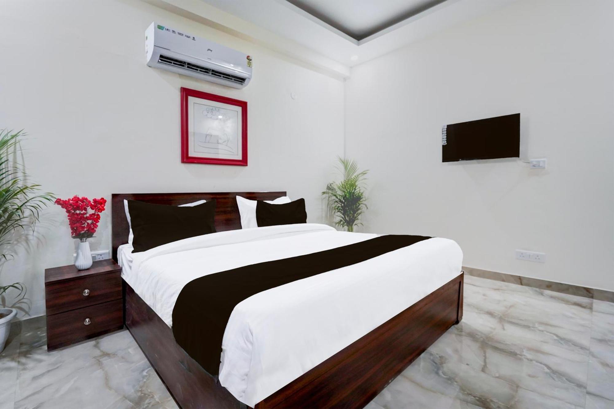 Townhouse Delight Inn 구르가온 외부 사진